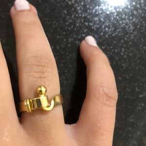 18 kt yellow gold Tiffany&co love knot ring